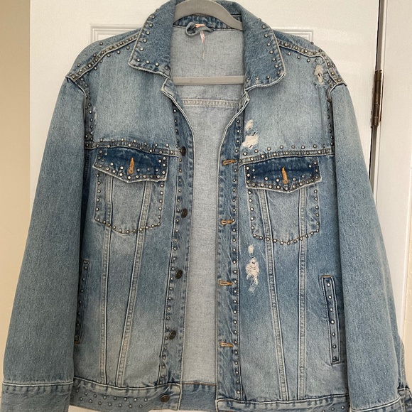 Free People Studded Denim Trucker Jacket Oversized Light Blue Size S - Picture 1 of 6